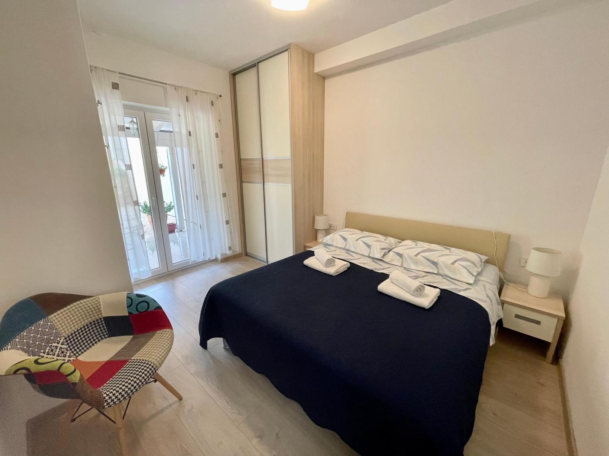 Apartments Dona Cres Luaran gambar